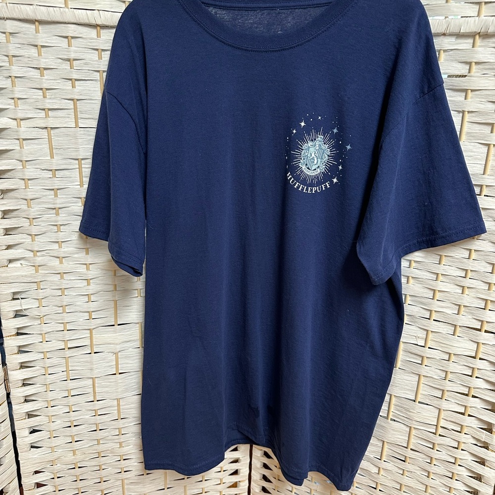 Harry‎ Potter hufflepuff unisex navy t-shirt size L EUC